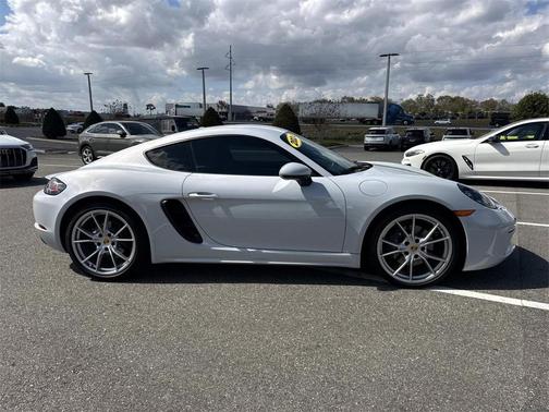 2024 Porsche 718 Cayman Base