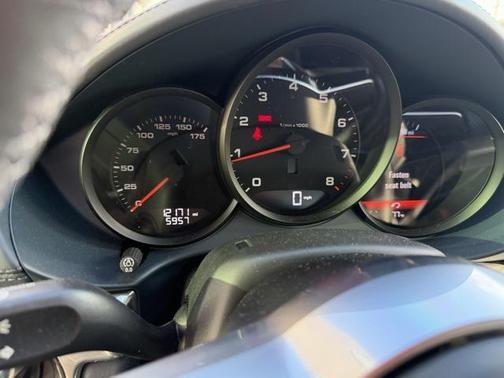 2024 Porsche 718 Cayman Base