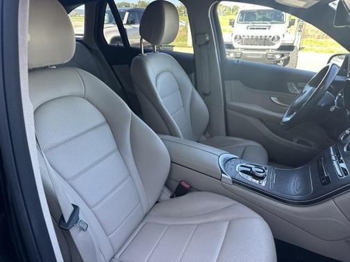 2018 Mercedes-Benz GLC 300 Base