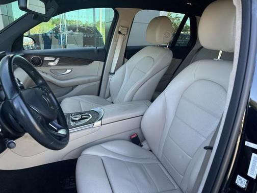 2018 Mercedes-Benz GLC 300 Base
