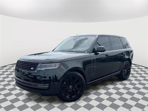 2025 Land Rover Range Rover P400 SE