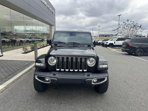 2020 Jeep Gladiator Overland