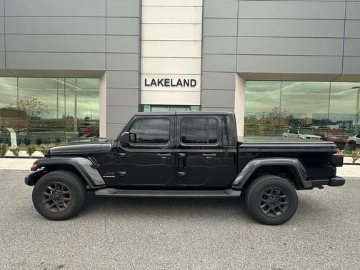 2020 Jeep Gladiator Overland