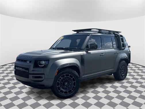 2025 Land Rover Defender 110 V8