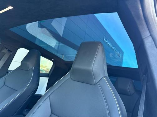 2024 Tesla Cybertruck All-Wheel Drive