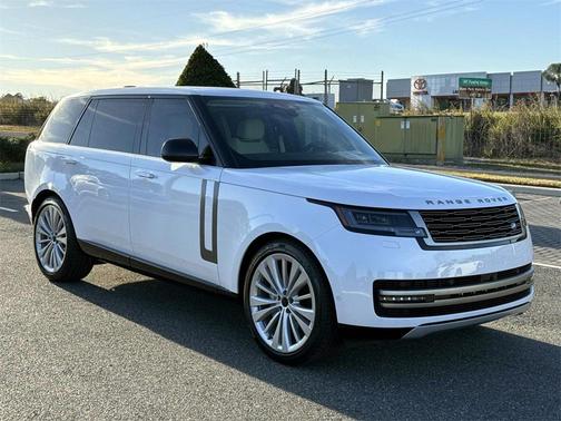 2026 Land Rover Range Rover P400 SE 7 Seat