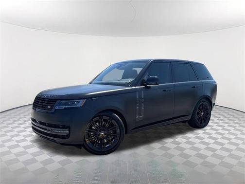 2025 Land Rover Range Rover P530 SE