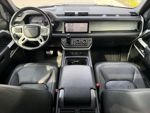 Fuji White 2020 Land Rover Defender HSE