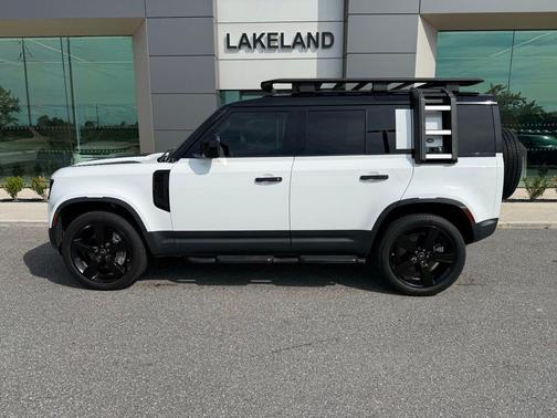 Fuji White 2020 Land Rover Defender HSE