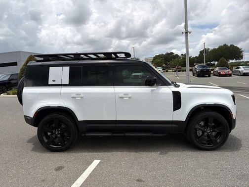 Fuji White 2020 Land Rover Defender 110 HSE