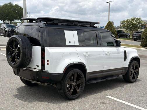 Fuji White 2020 Land Rover Defender 110 HSE