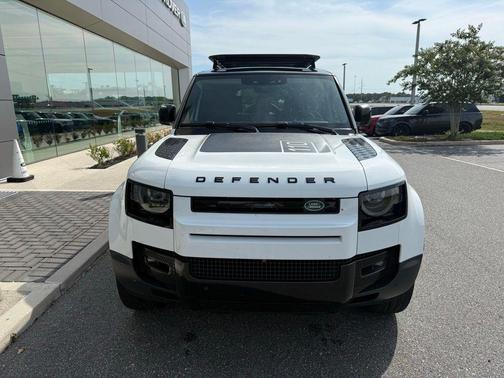 Fuji White 2020 Land Rover Defender HSE