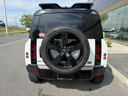 Fuji White 2020 Land Rover Defender HSE