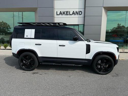 Fuji White 2020 Land Rover Defender HSE