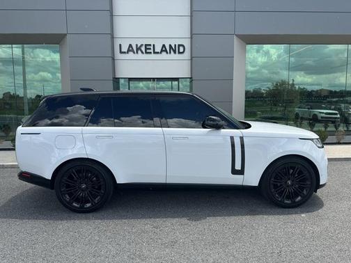2024 Land Rover Range Rover P400 SE