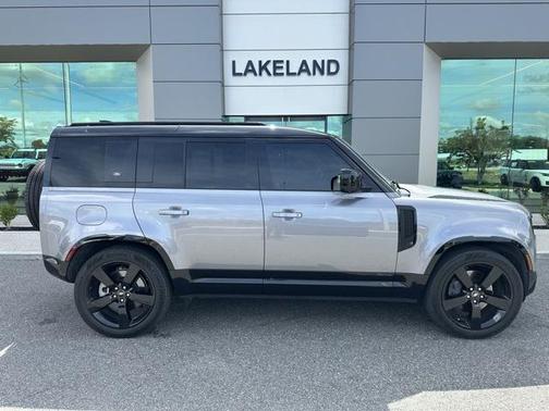 2021 Land Rover Defender 110 X-Dynamic HSE