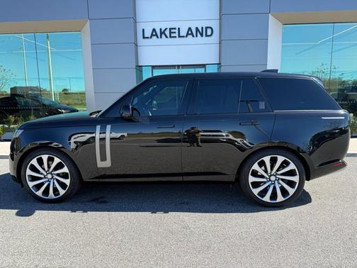 2023 Land Rover Range Rover P400 SE