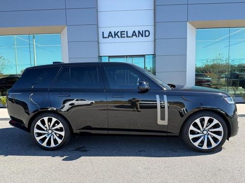 2023 Land Rover Range Rover P400 SE