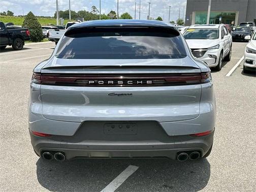 2024 Porsche Cayenne Base