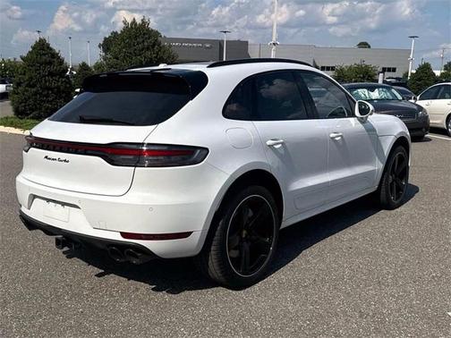 2021 Porsche Macan Turbo