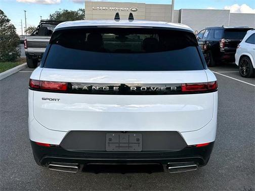 2025 Land Rover Range Rover Sport SE