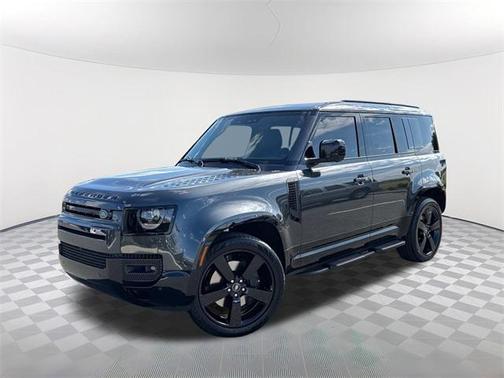 2025 Land Rover Defender 110 P400 X-Dynamic SE