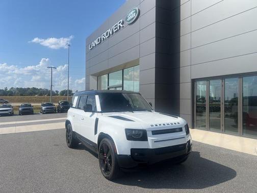 2023 Land Rover Defender 110 X-Dynamic SE