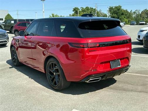 2024 Land Rover Range Rover Sport SE