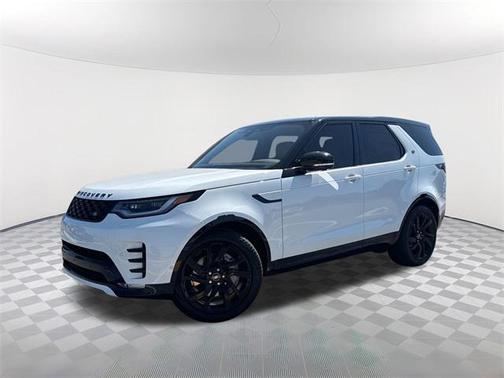 2025 Land Rover Discovery P300 Dynamic SE