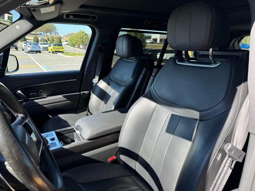 2023 Land Rover Range Rover P400 SE