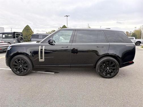 2023 Land Rover Range Rover P400 SE