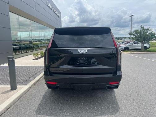 2023 Cadillac Escalade Sport Platinum