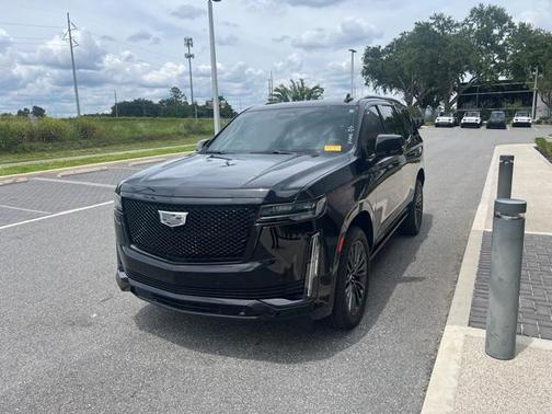 2023 Cadillac Escalade Sport Platinum