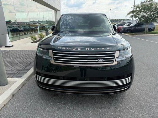 Green 2026 Land Rover Range Rover P615 SV