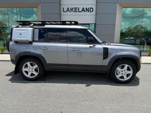 Eiger Grey Metallic 2022 Land Rover Defender 110 SE