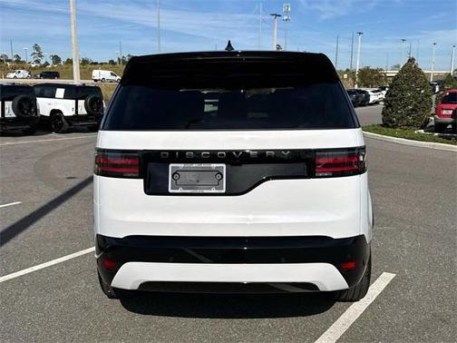 2025 Land Rover Discovery P360 Dynamic SE