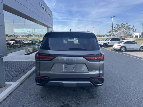 2025 Lexus LX 600 Luxury