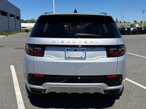 2025 Land Rover Discovery Sport S