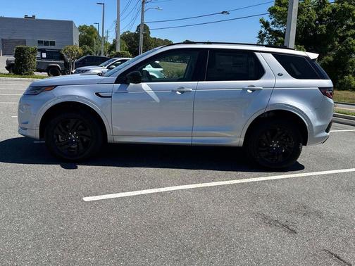2025 Land Rover Discovery Sport S
