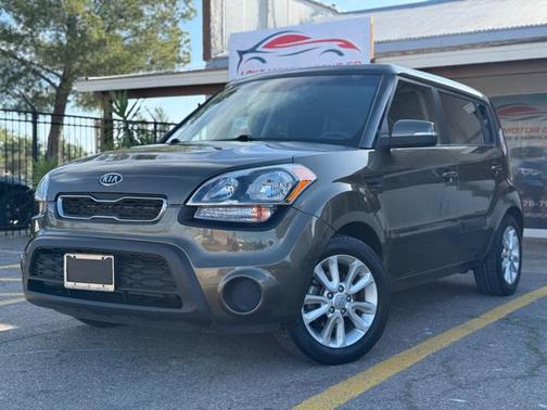 2012 Kia Soul +