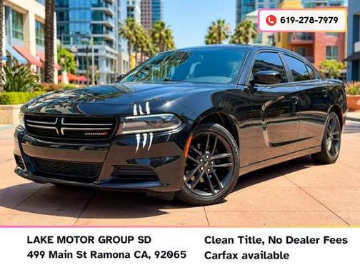 Pitch Black Clearcoat 2016 Dodge Charger SE