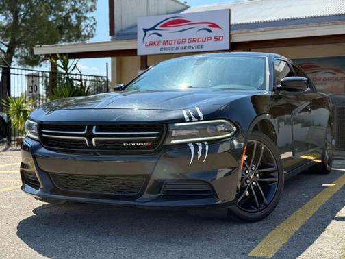 2016 Dodge Charger SE