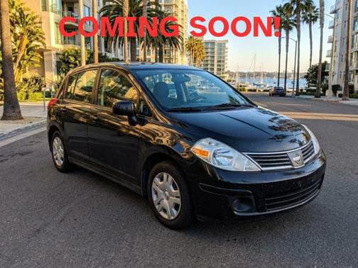 2010 Nissan Versa 1.8 SL