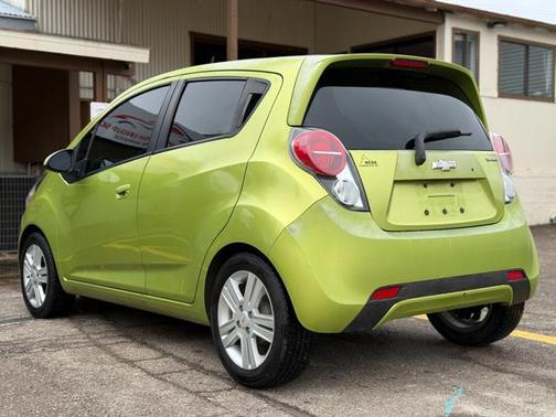Jalapeno Metallic 2013 Chevrolet Spark LS