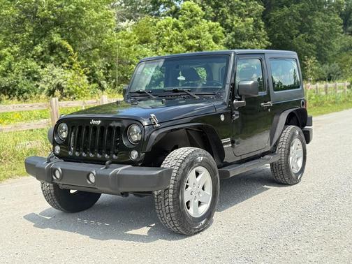 2017 Jeep Wrangler Sport
