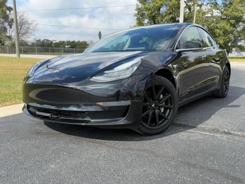 2020 Tesla Model 3 Standard Range Plus