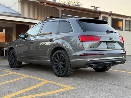 2017 Audi Q7 3.0T Premium