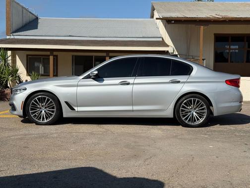 2017 BMW 540 540I