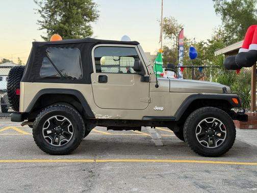 2004 Jeep Wrangler X
