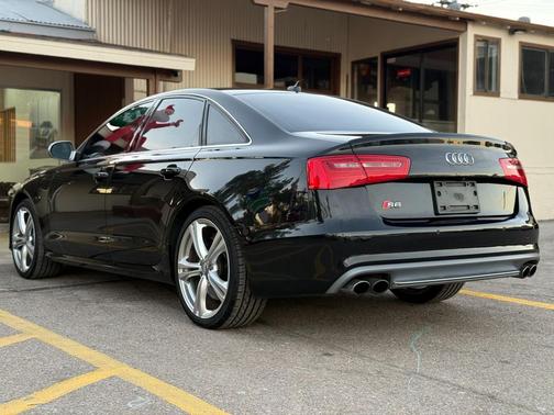 2013 Audi S6 4.0T Prestige